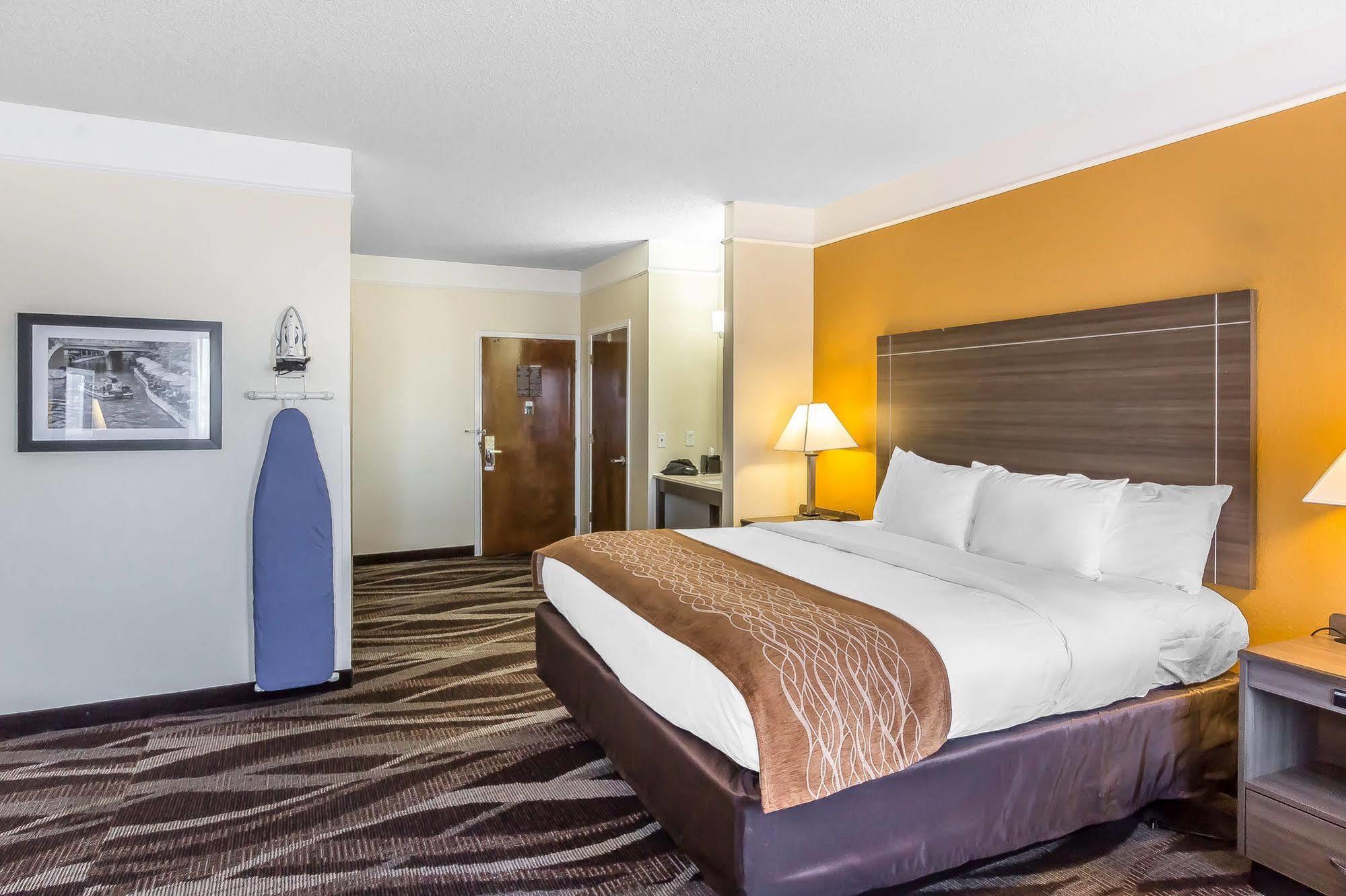 Comfort Inn I-10 East Near At&T Center San Antonio Exterior photo